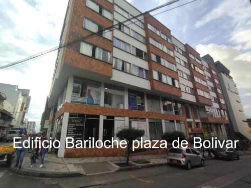 Carrera 13 calle 22 Edificio Bariloche apartamento 608