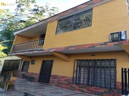 Ciudad Dorada manzana 4 casa 7 piso 2