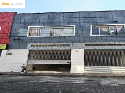 Local comercial calle 19 19 22 Centro